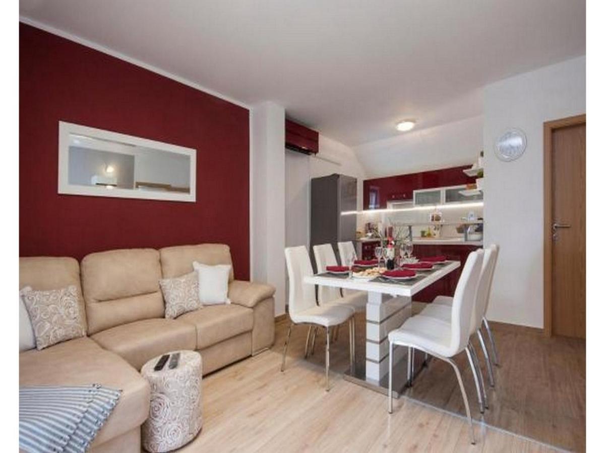 Apartment Dar Murter Exterior photo